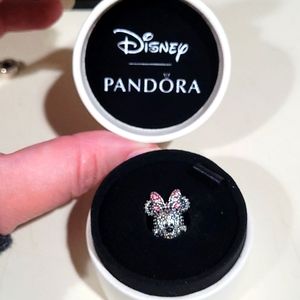 Disney Pandora Limited edition Minnie Mouse charm